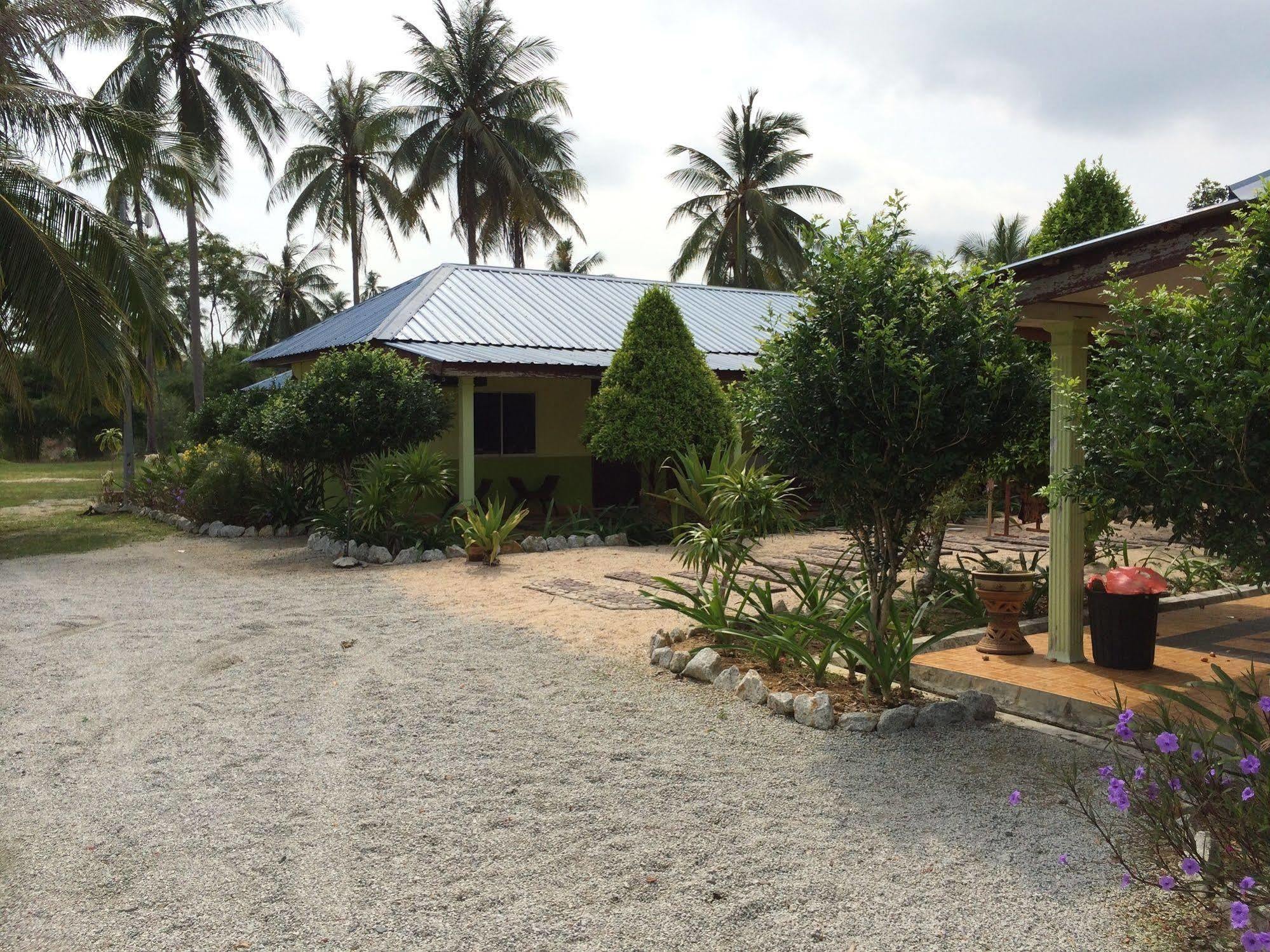 Motel Tanjung Puteri Pasir Hitam Bagian luar foto